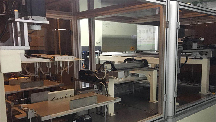 自(zì)動上(shàng)下(xià)料電(diàn)測打點機(jī)